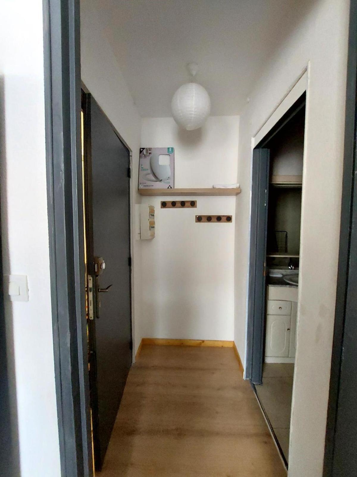 Appartement T2 Avec Balcon Proche Centre-Ville Narbonne Exterior foto