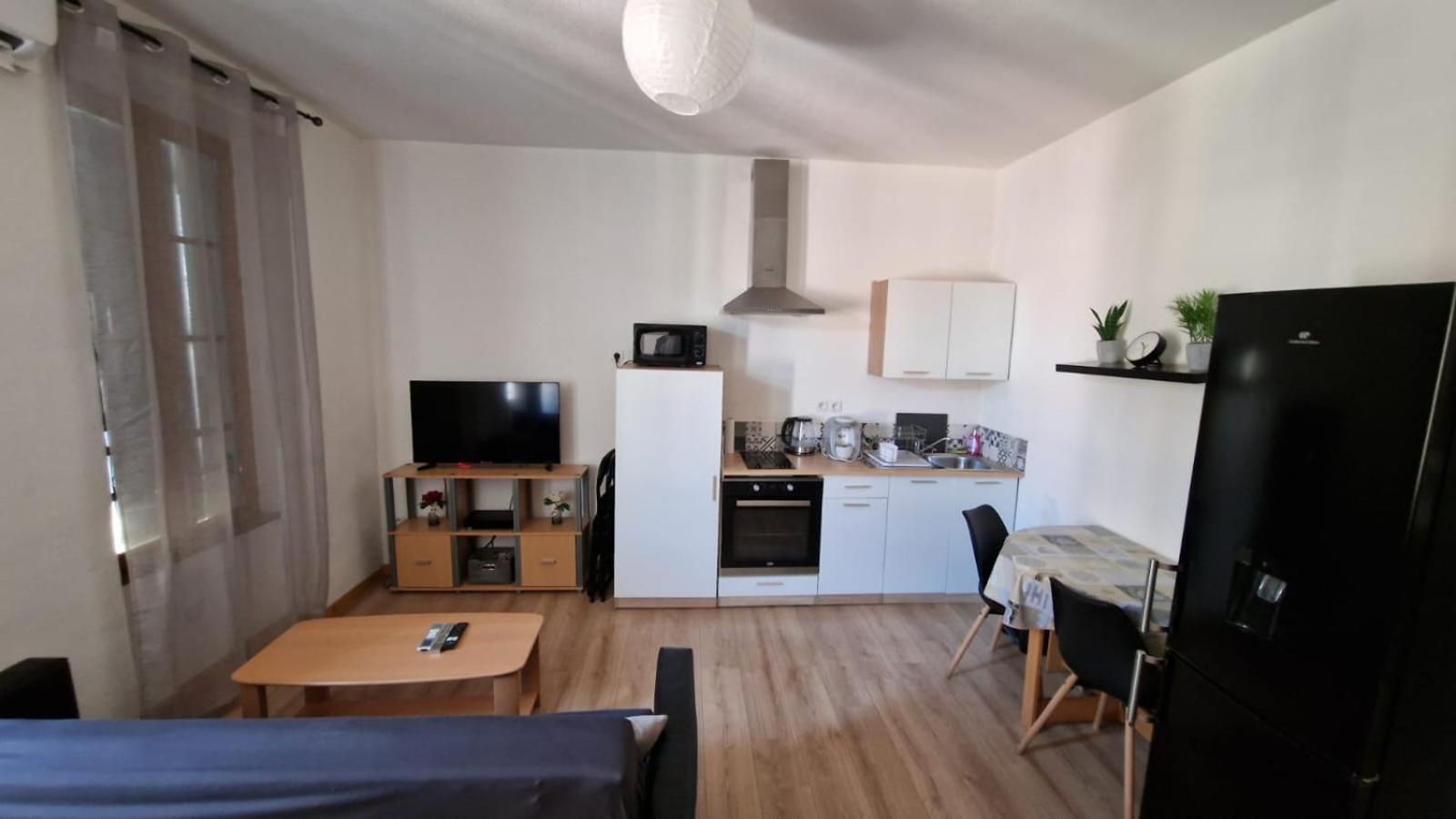Appartement T2 Avec Balcon Proche Centre-Ville Narbonne Exterior foto